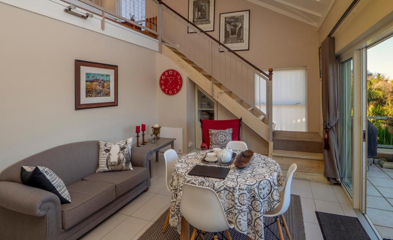 Guadeloupe Self Catering Apartment นิสนา ภายนอก รูปภาพ